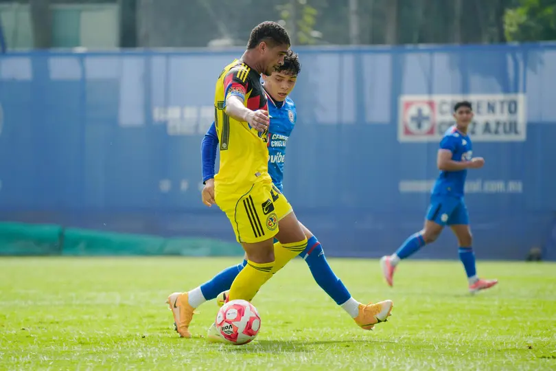 Ícaro da Conceicao con América en la Sub-21 de la Liga MX | IMAGO 7