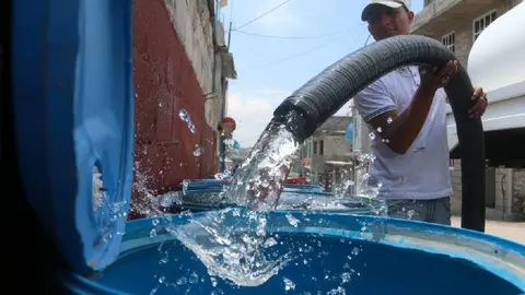 Vecinos realizaron protestas y bloqueos tras los problemas de agua registrados en el municipio./ RS
