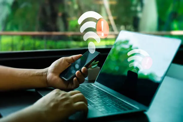 Las conexiones Bluetooth pueden generar interferencias con redes WiFi que utilizan la frecuencia de 2.4 GHz./ Pixabay