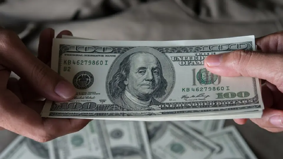 ¿Comprarás dólares este viernes 26 de junio? Así amanece el peso mexicano este fin de semana