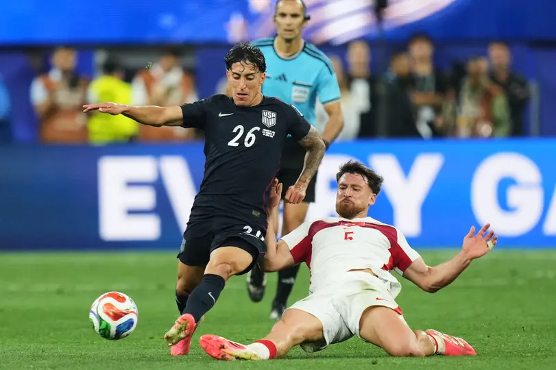 Zendejas ante Turquía l AP