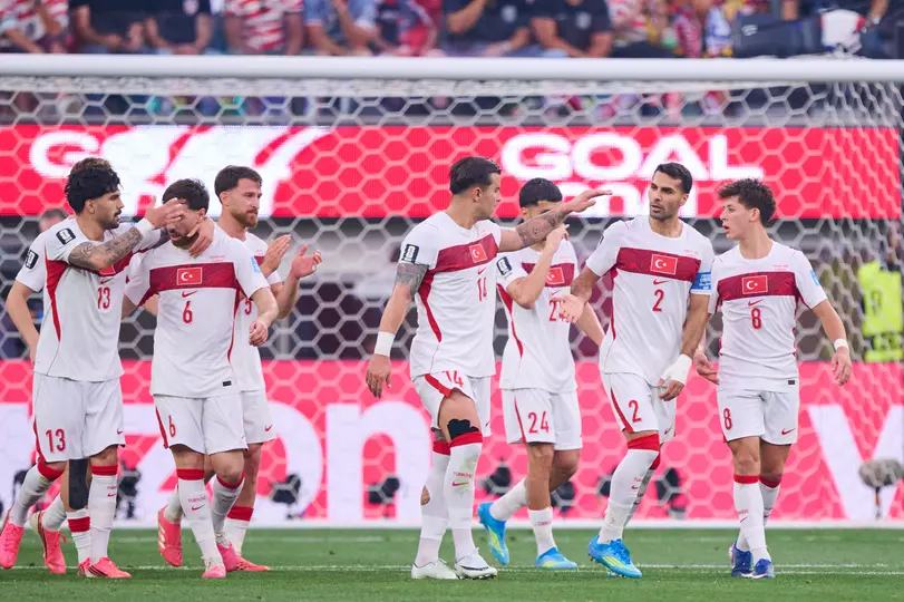 Jugadores de Turquía celebrando una anotación ante Estados Unidos | AP