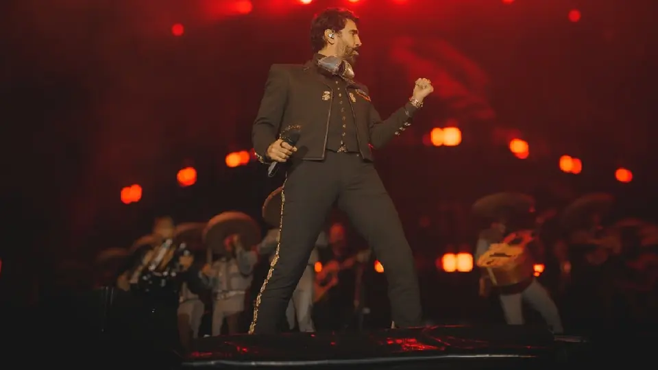 El concierto también estuvo lleno de invitados para beneplácito de los presentes / Especial