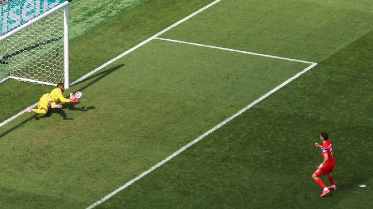 Noruega falla penal ante Francia | AP