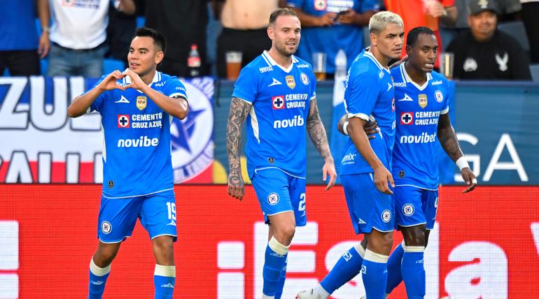 Charly Rodríguez marca el 2 a 1 ante Toluca | IMAGO7