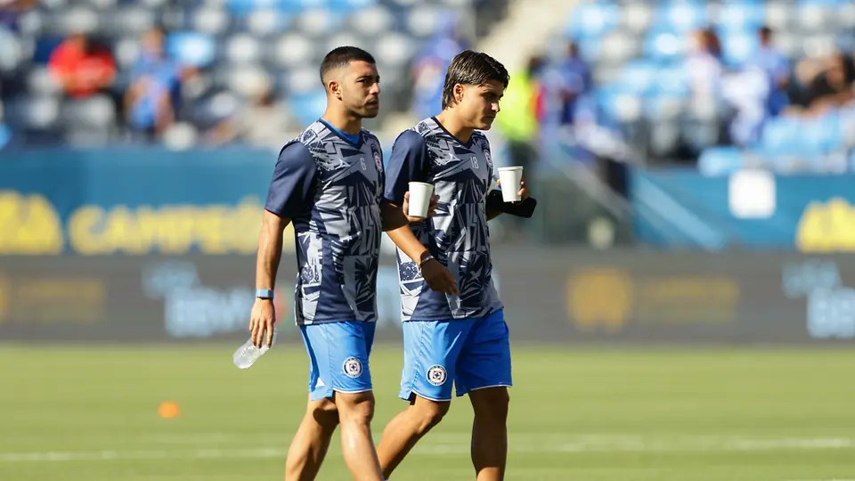 Erik Lira y Luka Romero, jugadores de Cruz Azul | MEXSPORT