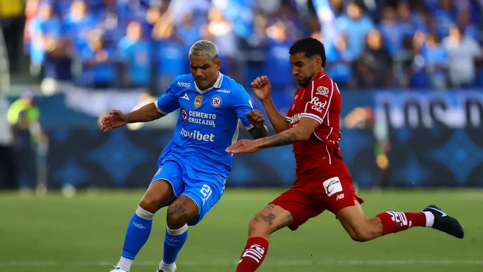 Partido trabado entre Toluca e Cruz Azul | MEXSPORT