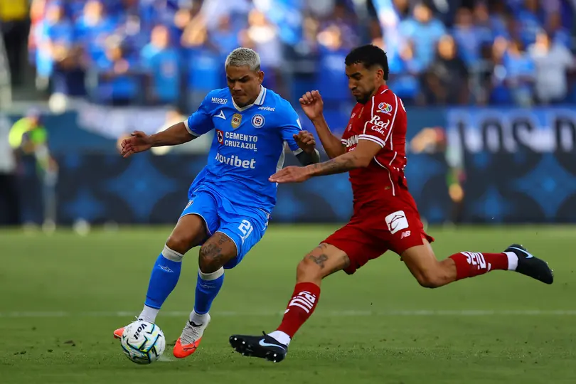 Partido trabado entre Toluca e Cruz Azul | MEXSPORT