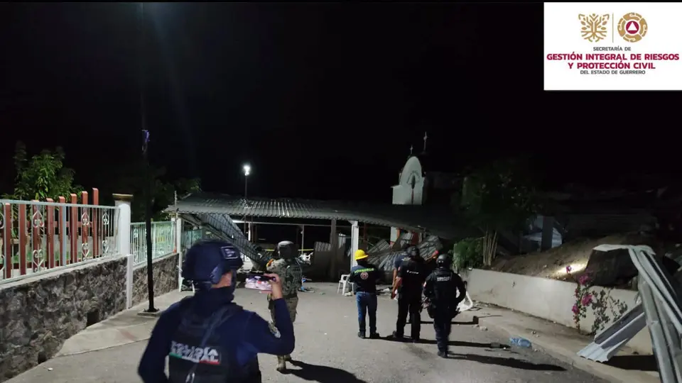 Las autoridades trasladaron a los lesionados a hospitales de Iguala, Chilpancingo, la Ciudad de México y el Estado de México debido a la gravedad de las lesiones./ X: @Expresiones_Gro