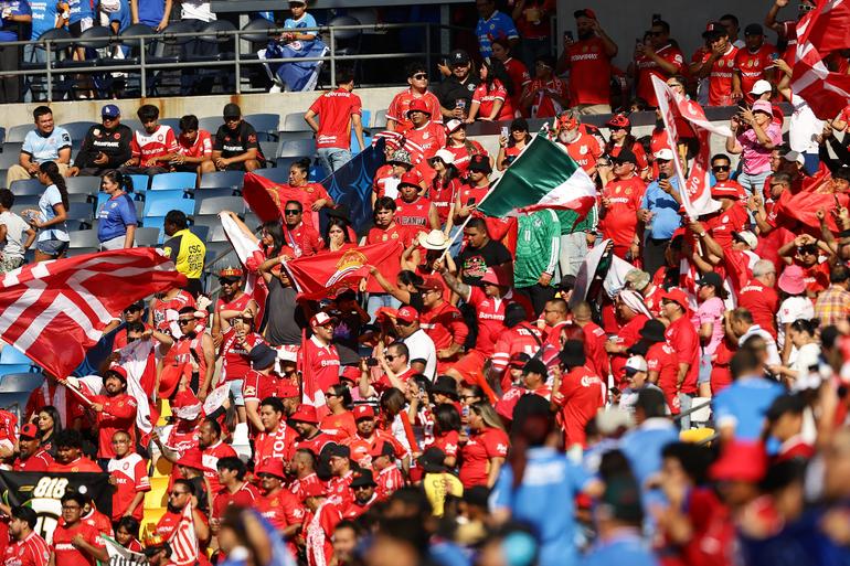 Aficionados de Toluca listos para el Campeón de Campeones | MEXSPORT