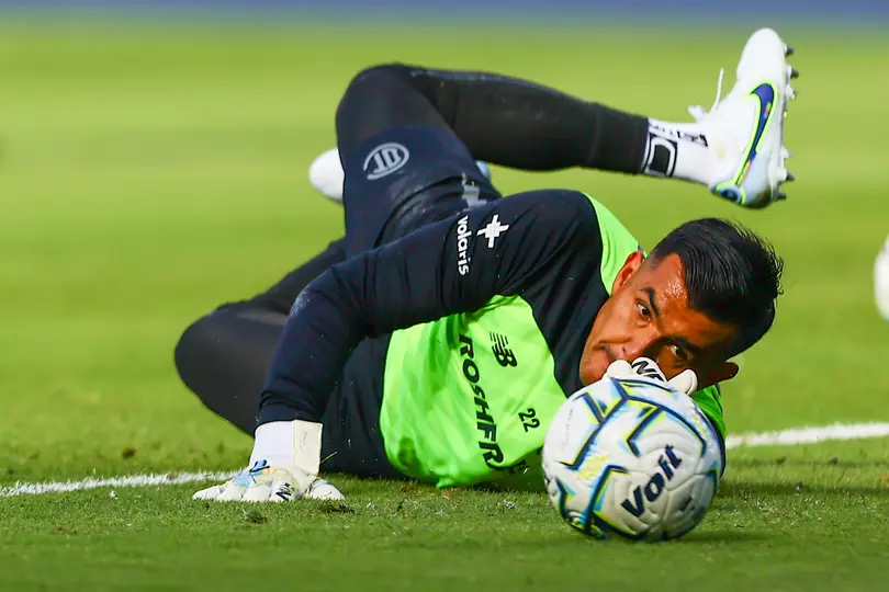 Luis García sufre molestias antes del partido | MEXSPORT