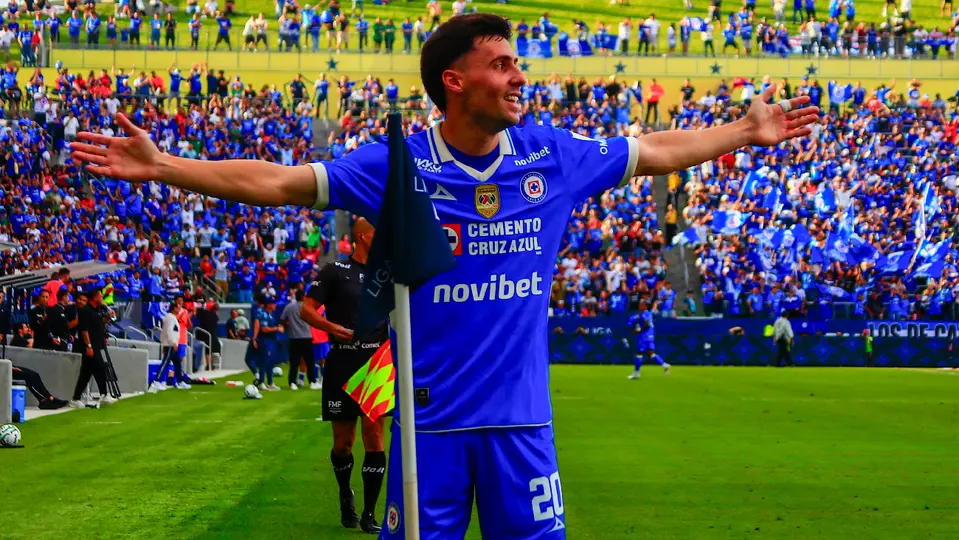 José Paradela, jugador de Cruz Azul | MEXSPORT
