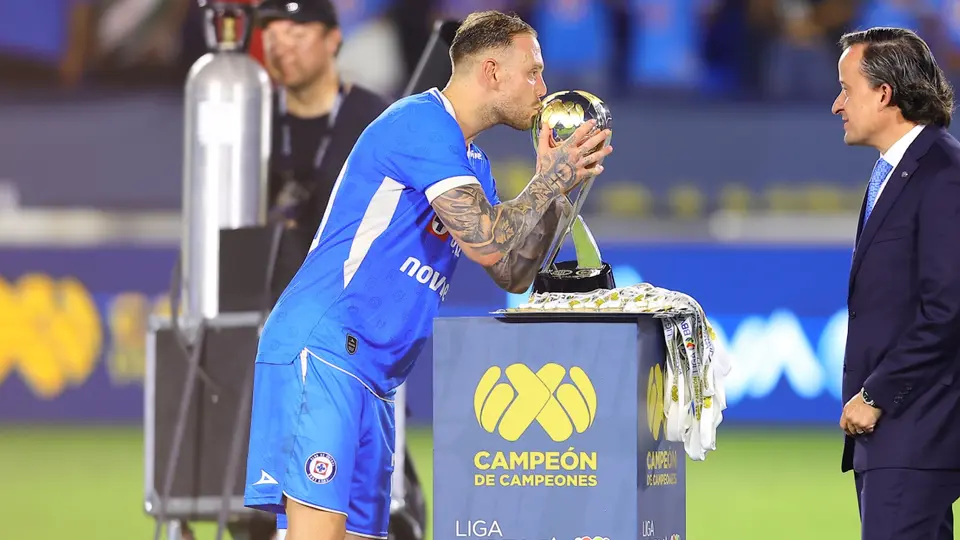 Carlos Rotondi se quita una “mochila importante” tras conquistar otro título con Cruz Azul