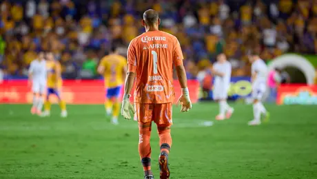 ¿Se acabó el amor? Nahuel Guzmán se pelea con la afición de Tigres