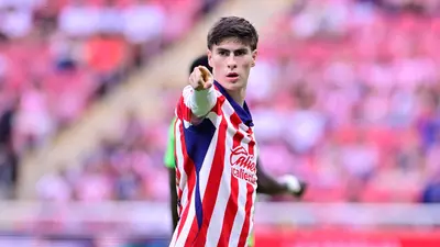 Los 10 mejores goles de la Hormiga González con las Chivas en Liga MX