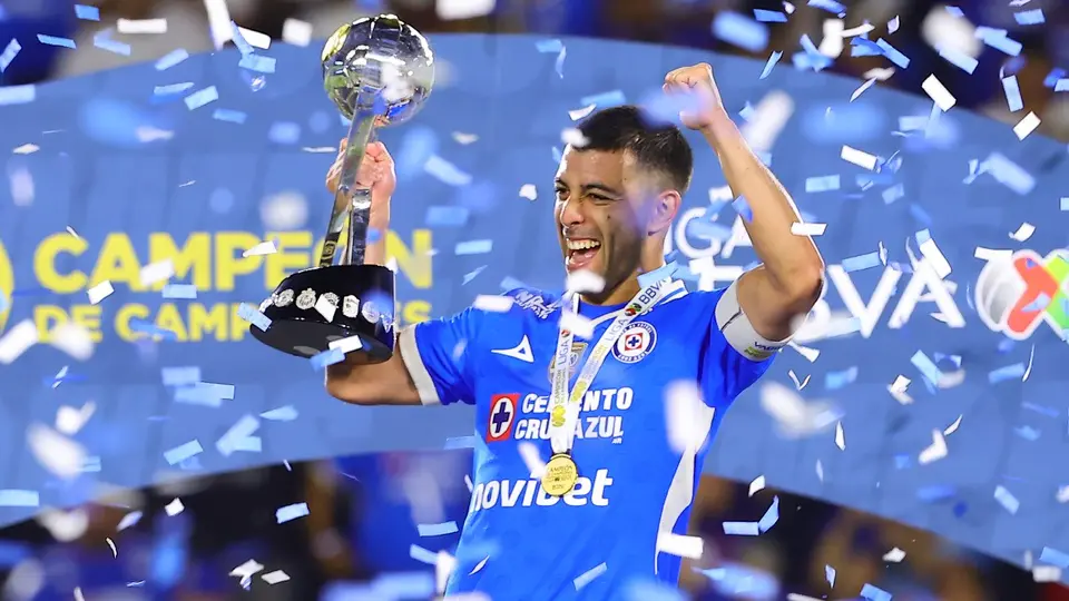 Erik Lira con Cruz Azul | MEXSPORT