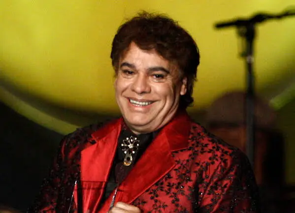 El legado de Juan Gabriel continúa vigente a una década de su fallecimiento, ocurrido el 28 de agosto de 2016./ AP