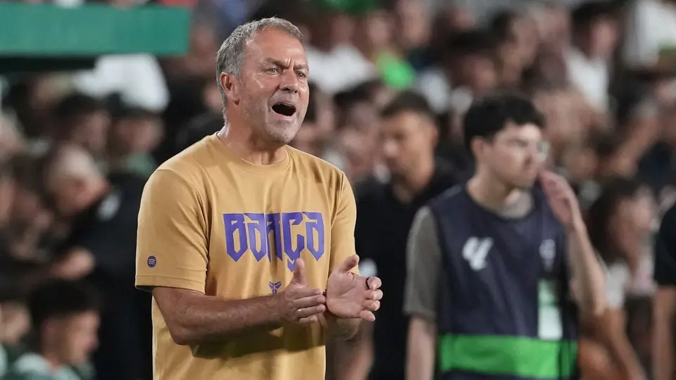 Hansi Flick con Barcelona en la Temporada 2026-27 de LaLiga | AP