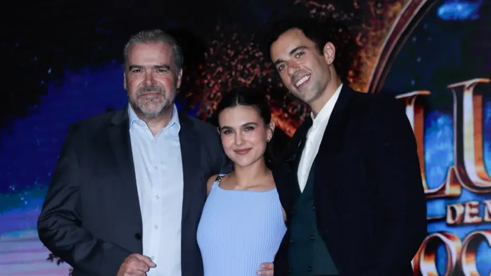 Carlos Moreno junto a Romina Poza y José Pablo Minor. / Georgina Sánchez