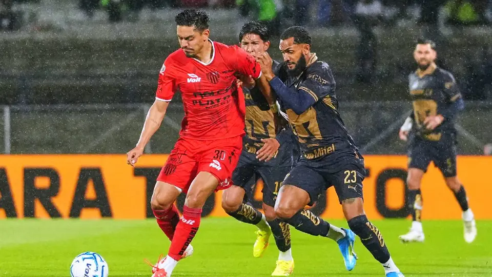 Ricardo Monreal con Necaxa en Liga MX | IMAGO7