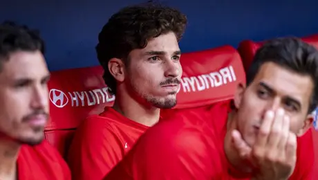 Julián Álvarez no entrenó este miércoles con Atlético mientras Barcelona insiste en que puede ficharlo