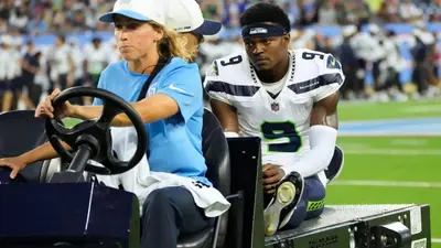 ¡Duro golpe para Seattle! Bud Clark se perdería la temporada por una fractura