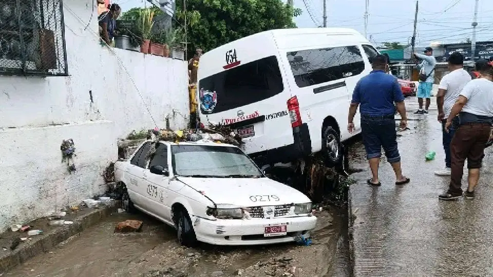 La emergencia también dejó una mujer de 20 años fallecida presuntamente por una descarga eléctrica / Especial