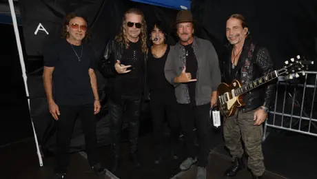 VIDEO: Eddie Vedder, de Pearl Jam, rinde homenaje a Maná antes de su histórico debut en Ohana Festival