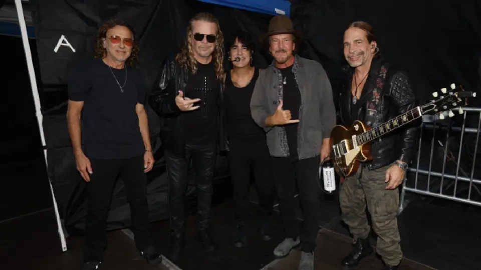 VIDEO: Eddie Vedder, de Pearl Jam, rinde homenaje a Maná antes de su histórico debut en Ohana Festival