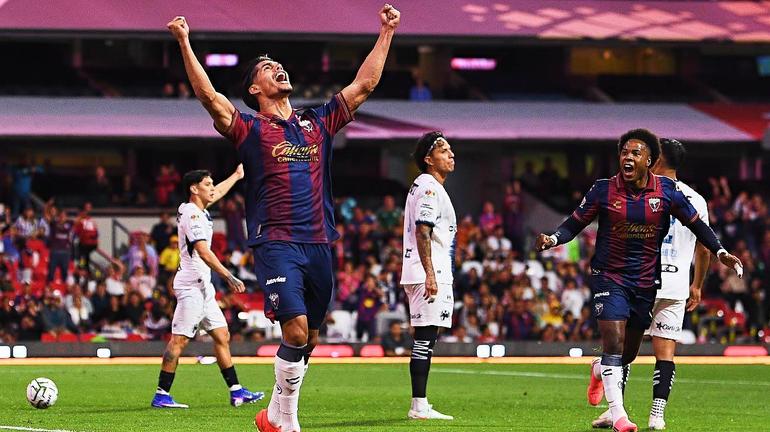 Luis Puente tras anotar gol con Atlante | MEXSPORT