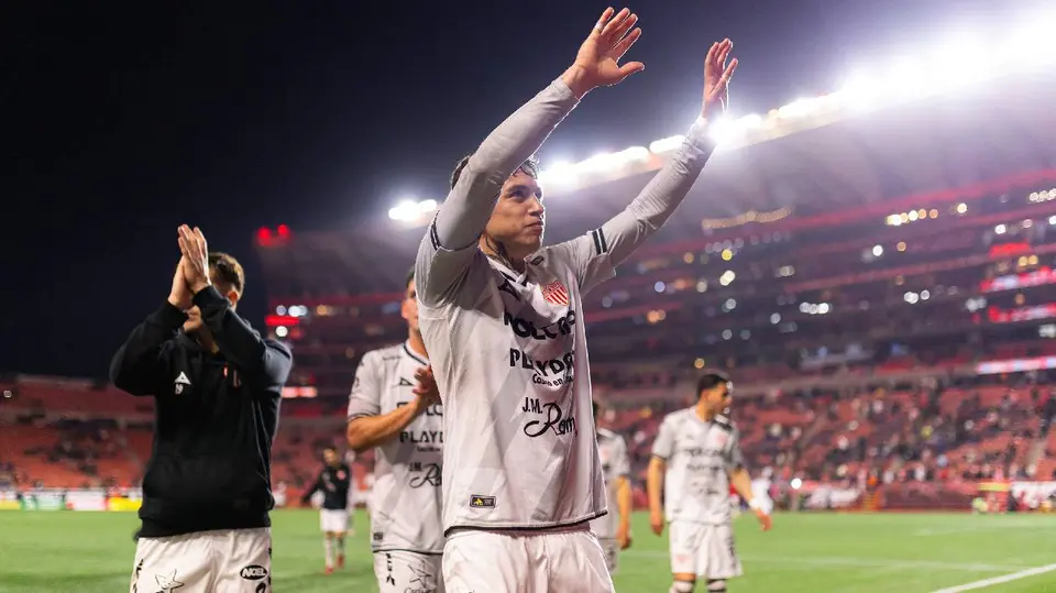 Emilio Lara como jugador del Necaxa | IMAGO7