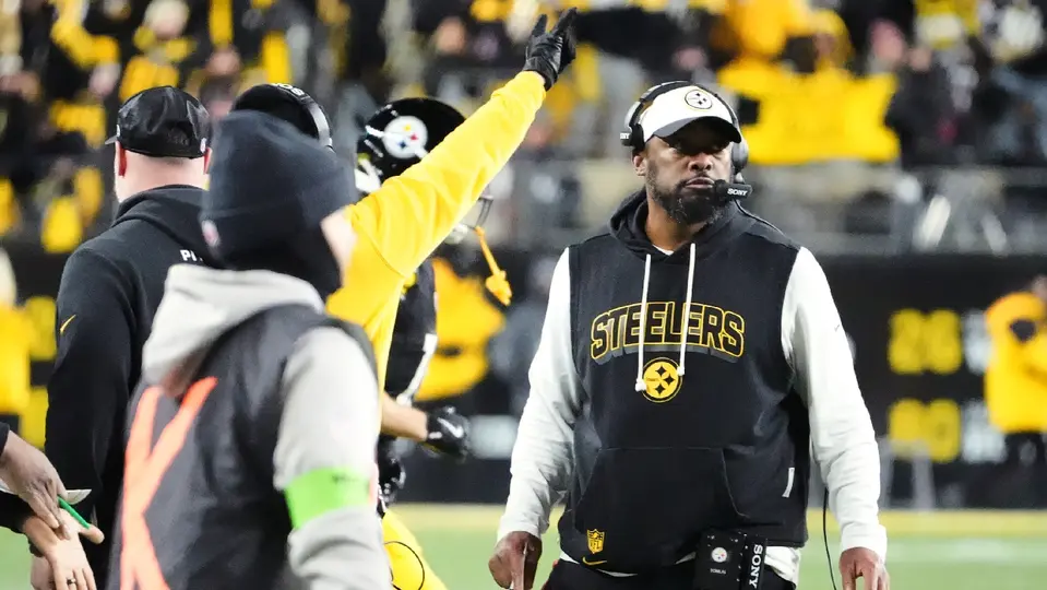Mike Tomlin, con los Pittsburgh Steelers, en la Temporada 2025 | AP