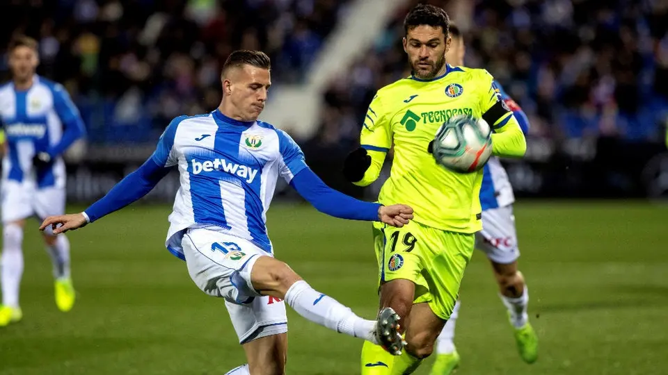 Javier Aguirre y el Leganés fueron goleados por el Getafe en el derbi del Sur de Madrid