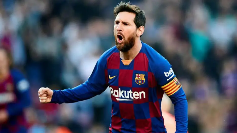 Messi causó euforia en la llegada del Barcelona a Nápoles previo a Champions