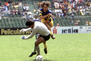 Ruso Brailovsky: 'Yo era mucho más jugador que Carlos Vela'