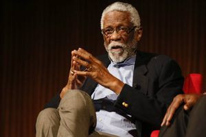 Bill Russell a Donald Trump: 'Eres divisivo y cobarde'