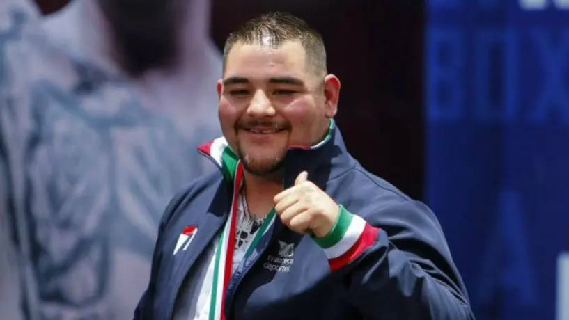 Amaury Vergara ofreció el Estadio de Chivas a Andy Ruiz