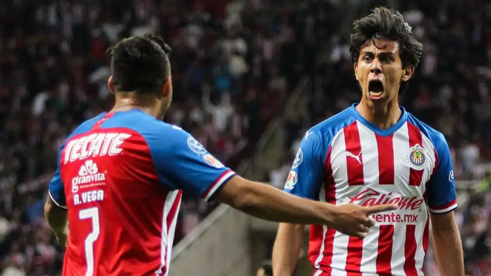 Chivas: Ausencias de JJ Macias y Alexis Vega afectan ataque del Rebaño