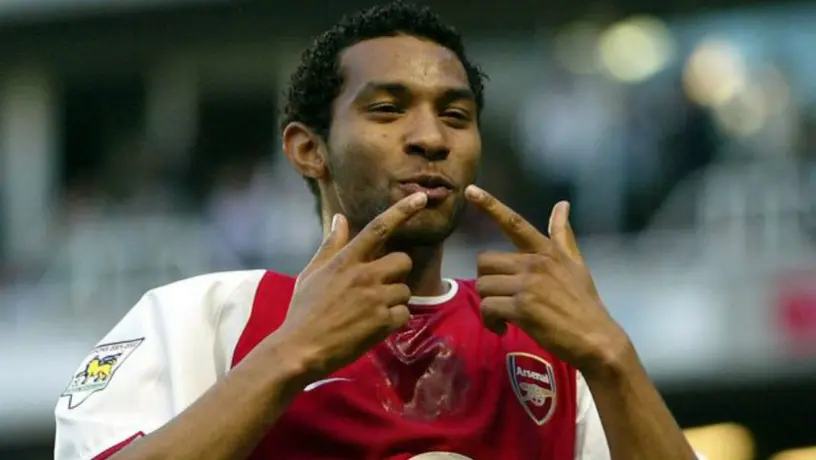 Pennant: 'En mi primer titularidad con Arsenal jugué con resaca y marqué un triplete'