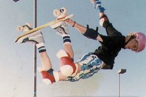 Tony Hawk sufrió una aparatosa lesión en la mano