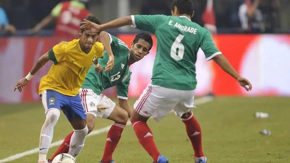 Severo Meza reveló que Neymar no le escupió en conato de bronca en 2012