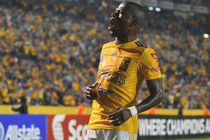 Enner Valencia recuperó a su hija tras arresto de su exesposa por abuso infantil