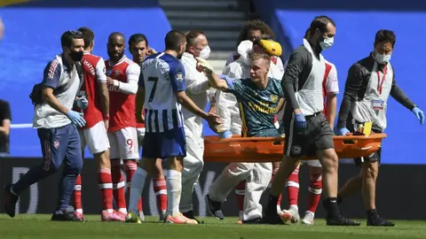 Arsenal: Bernd Leno se lesionó y culpó a su rival antes de salir de cambio