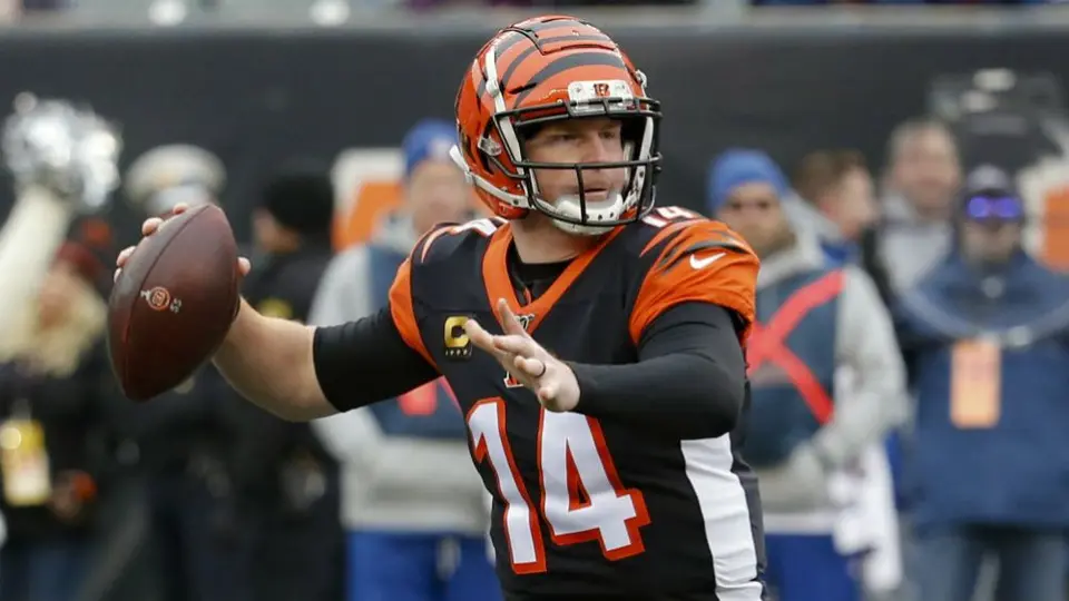 Cowboys asegura no haber firmado a Andy Dalton como presión para Dak Prescott