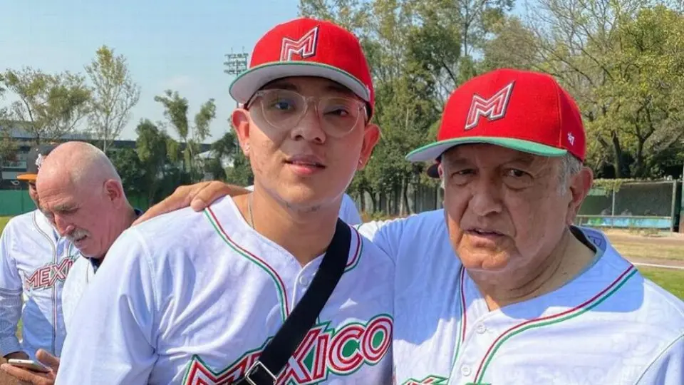Julio Urías presumió lanzamientos con Andrés Manuel López Obrador