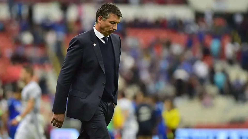 Siboldi: 'Si yo soy el problema en Cruz Azul, doy un paso al costado'