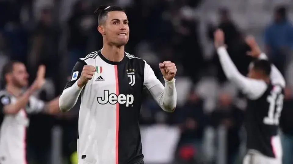 Cristiano Ronaldo y Jorge Mendes donaron 35 unidades de cuidados intensivos
