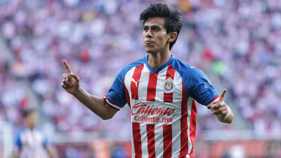 Peláez: 'Macías tiene una mentalidad impresionante y quiere ser campeón con Chivas'