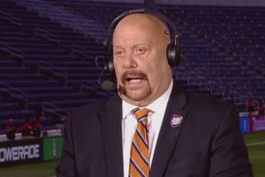 Perro Bermúdez pidió disculpas luego de tener una mala narración en la Final