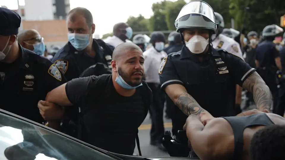 Declaran toque de queda en EEUU tras protestas por muerte de George Floyd